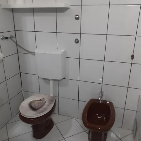 Vrata Jadrana 1 아파트