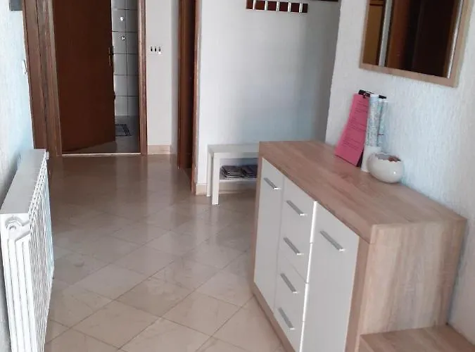 Vrata Jadrana 1 Apartment Rijeka