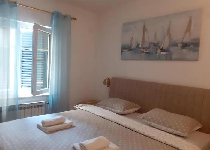 Vrata Jadrana 1 Apartment