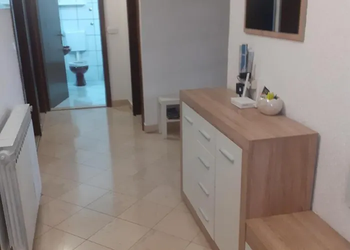 Vrata Jadrana 1 * Rijeka
