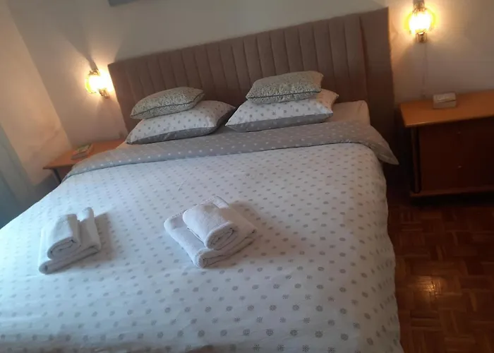 Apartment Vrata Jadrana 1