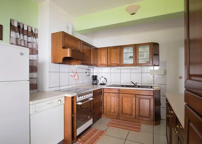 Vrata Jadrana 1 * Rijeka