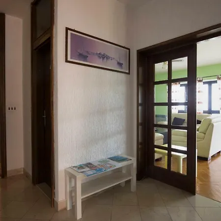 Vrata Jadrana 1 아파트