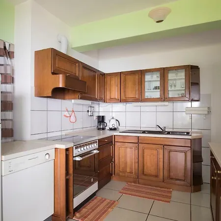 Vrata Jadrana 1 * Риека