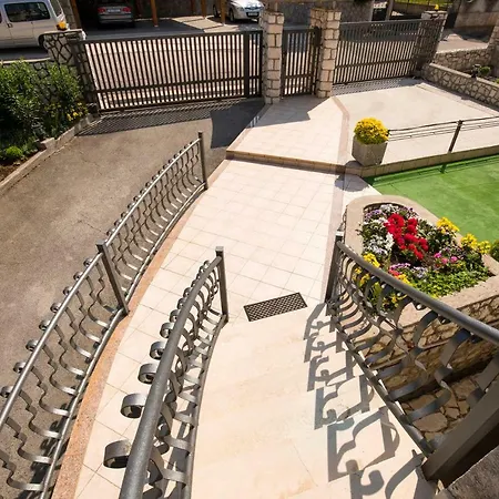 아파트 Vrata Jadrana 1 리예카