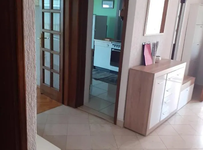 Appartamento Vrata Jadrana 1 *