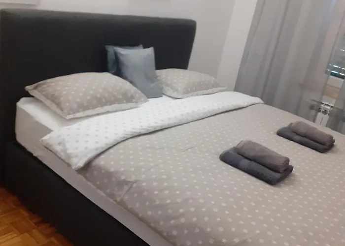 Vrata Jadrana 1 *
